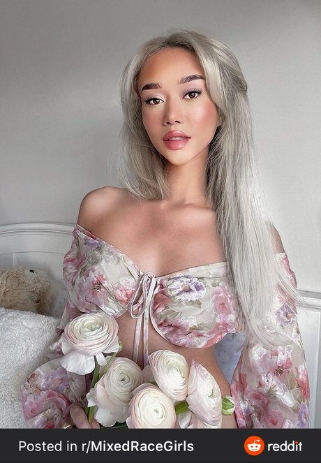 Обнаженная фотография утечки OnlyFans от Barbei