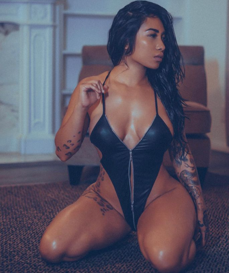 Naken lekkede OnlyFans-bilde av Aj Fox Synn