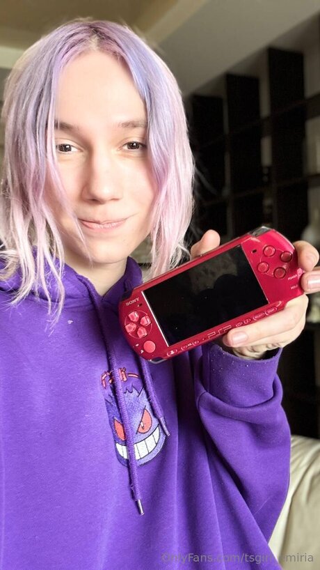 Nahá fotka uniklých OnlyFans od Tsgirl Emiria