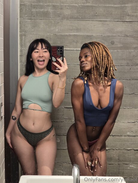 Naken lekkede OnlyFans-bilde av Yunaof