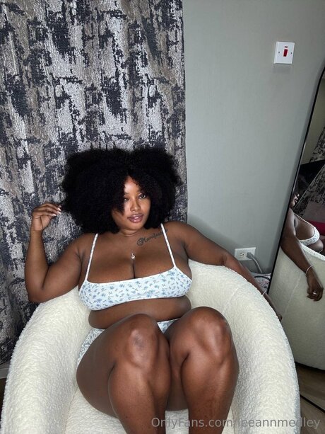 OnlyFans-model Leeannmedley