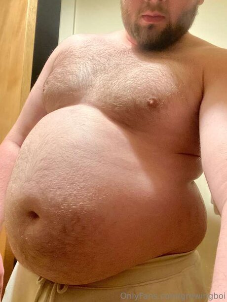 Photo nue de fuite OnlyFans de Growingboi