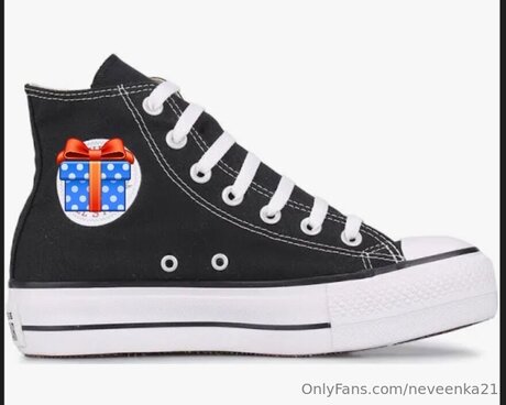 Nacktes geleaktes OnlyFans-Foto von Neveenka21