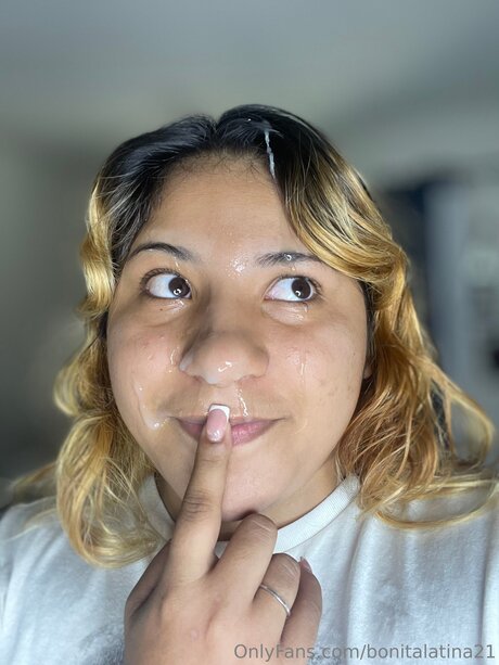 Bonitalatina21 naked leaks OnlyFans pic