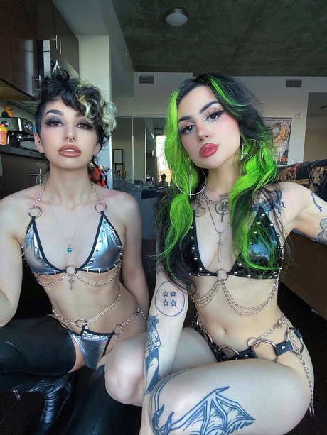 Nahá fotka uniklých OnlyFans od Batz