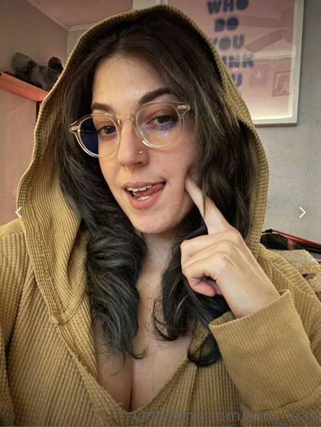 Naken lekkede OnlyFans-bilde av Luna Leah