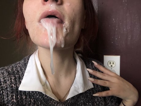 Naken läckt OnlyFans-bild av Juicy Jay