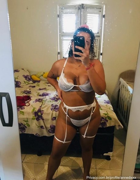 Photo nue de fuite OnlyFans de Annedixx