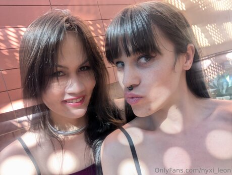 Nacktes geleaktes OnlyFans-Foto von Nyxi Leon