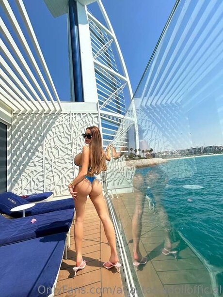 Naken lekkede OnlyFans-bilde av Anastasiadollofficial