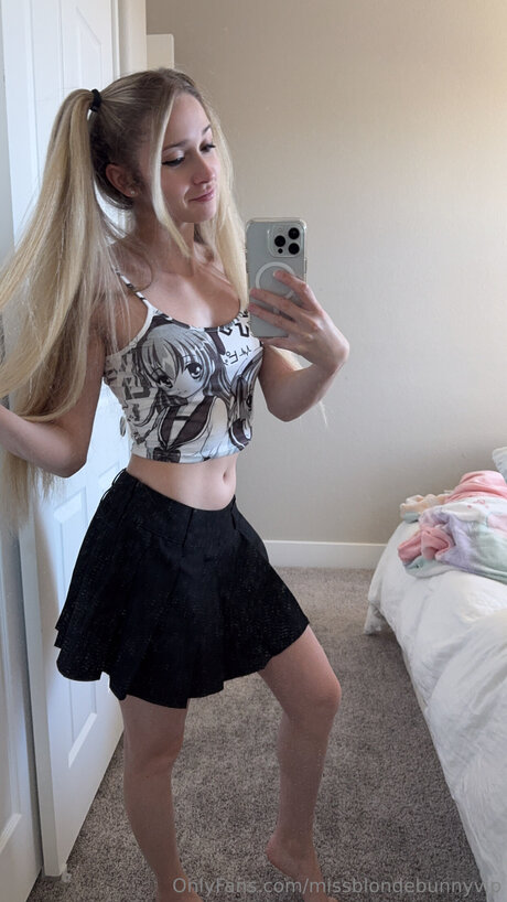 Nacktes geleaktes OnlyFans-Foto von Missblondebunnyvip