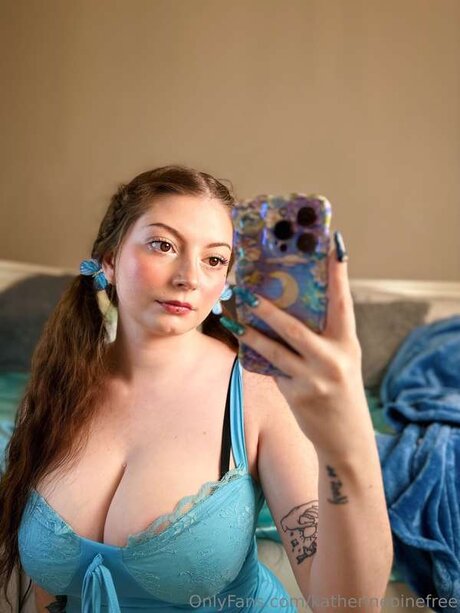 Alasti lekkinud OnlyFans-i pilt Katherinepinefree