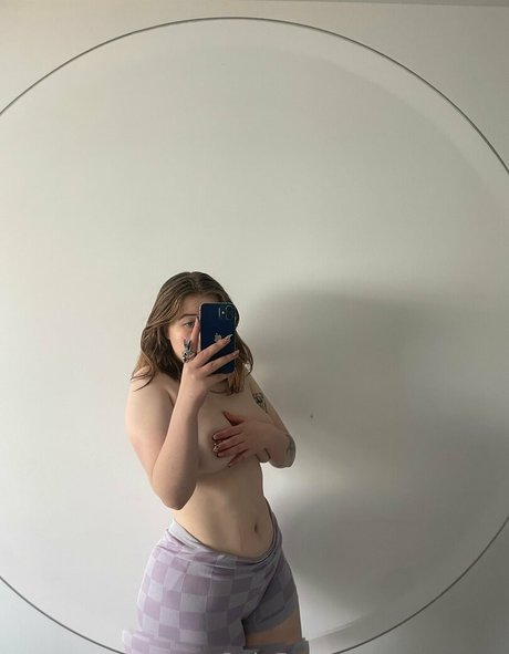 Nahá fotka uniklých OnlyFans od Zoomson