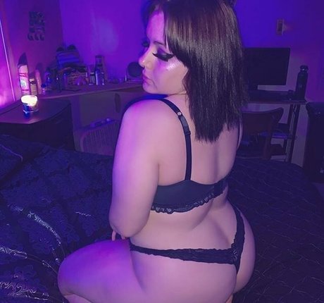 Alasti lekkinud OnlyFans-i pilt Zoeyuso