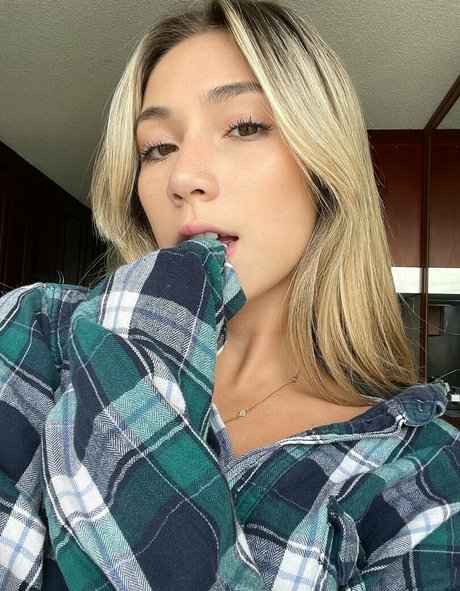 Photo nue de fuite OnlyFans de Zoellaaa