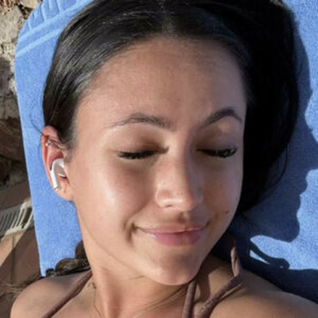 Обнаженная фотография утечки OnlyFans от Zoe Ferguson