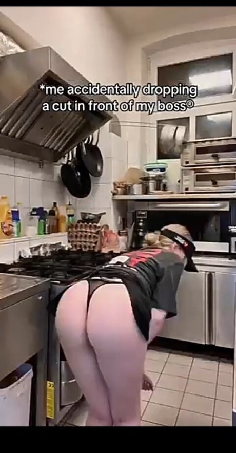 Alasti lekkinud OnlyFans-i pilt Zoeeyyy