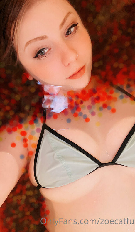 Zoecatfu OnlyFans泄露裸照