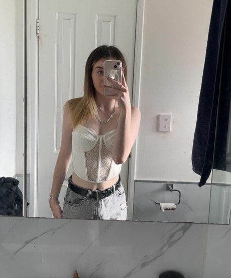 Nacktes geleaktes OnlyFans-Foto von Zoecahill2003