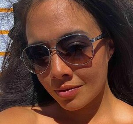 Naakte gelekte OnlyFans-foto van Celine Bizet Ildhusoy