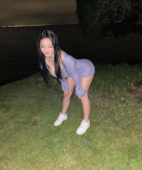 Nacktes geleaktes OnlyFans-Foto von Babyyyangiee