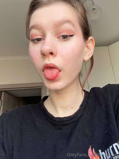 Nacktes geleaktes OnlyFans-Foto von Vikky Op