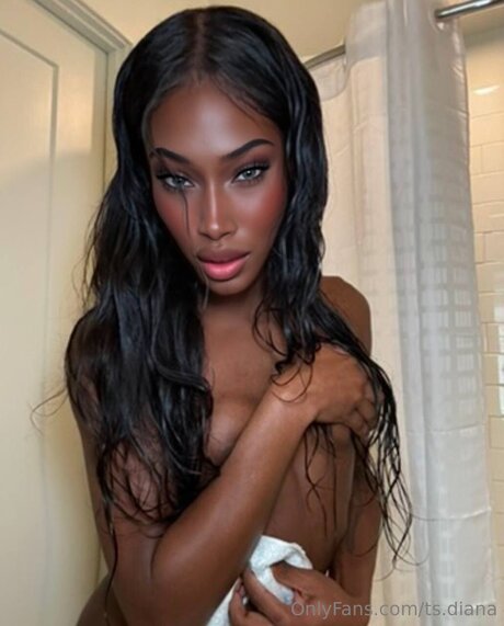Foto desnuda filtrada de OnlyFans de Ts Diana