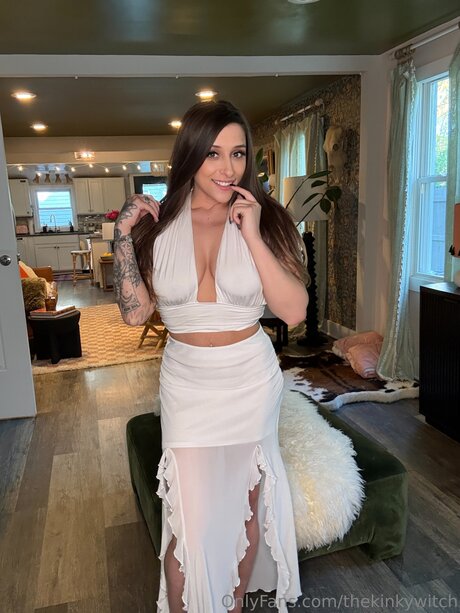 Thekinkywitch naked leaks OnlyFans pic