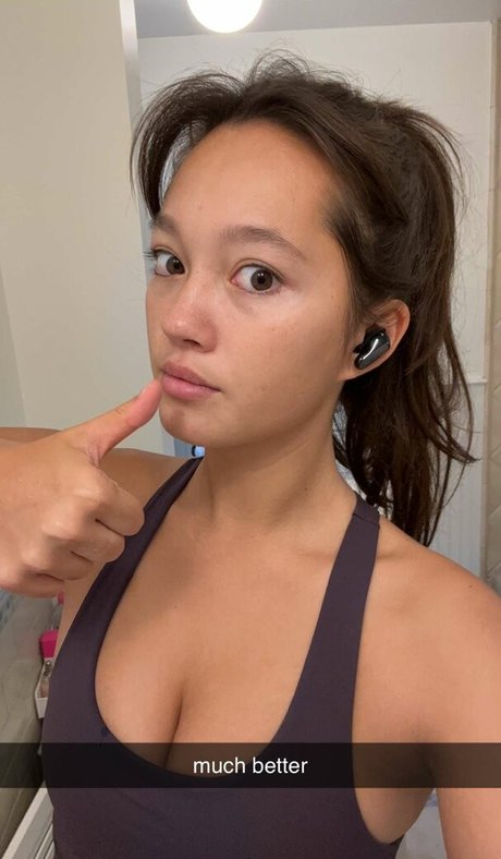 Обнаженная фотография утечки OnlyFans от Lilychee