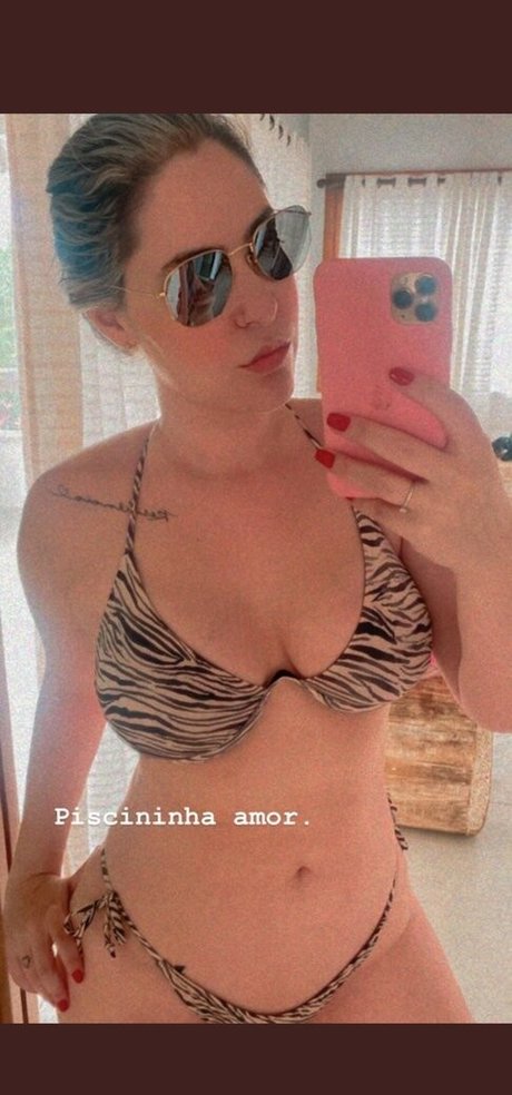 Photo nue de fuite OnlyFans de Nahzinhaa