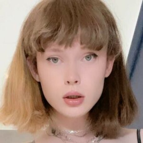 Naken läckt OnlyFans-bild av Suselida