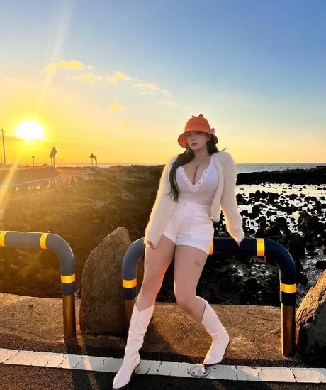 Обнаженная фотография утечки OnlyFans от Jung Hye Bin