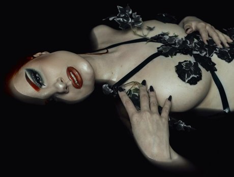 OnlyFans-model Monsa Isa