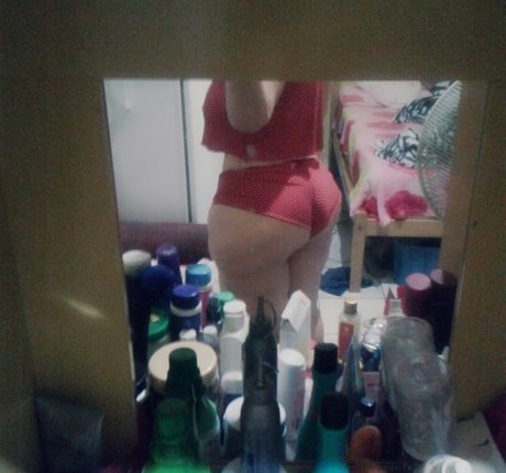 Nahá fotka uniklých OnlyFans od Andressa Aquino