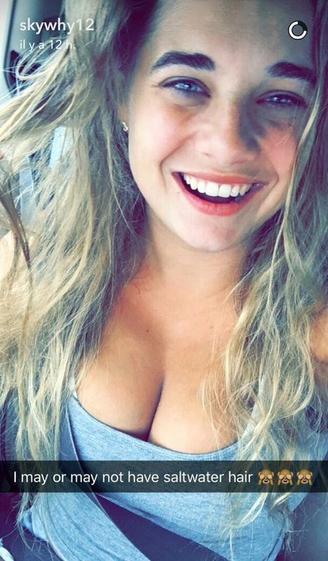 Naken lekkede OnlyFans-bilde av Schuyler Thornton