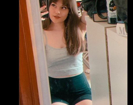 Обнаженная фотография утечки OnlyFans от Kingauratv