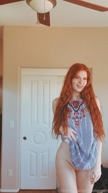 Jane Rogers OnlyFansリークヌード写真