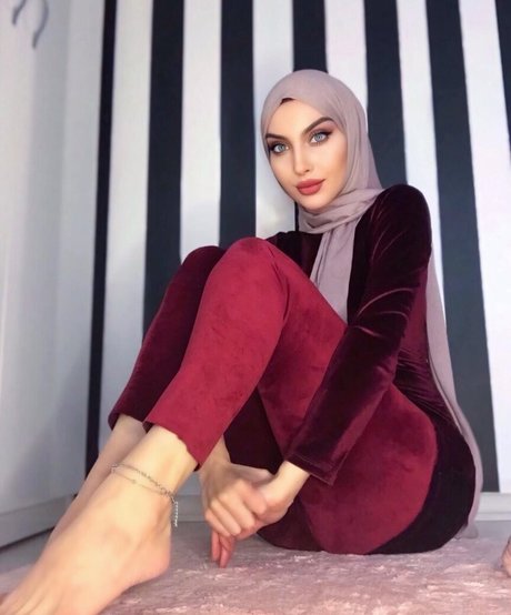 Обнаженная фотография утечки OnlyFans от Sariikubraa