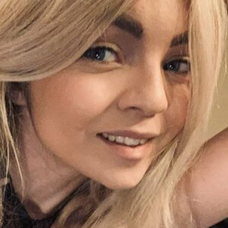 Naken läckt OnlyFans-bild av Emmafantasy21