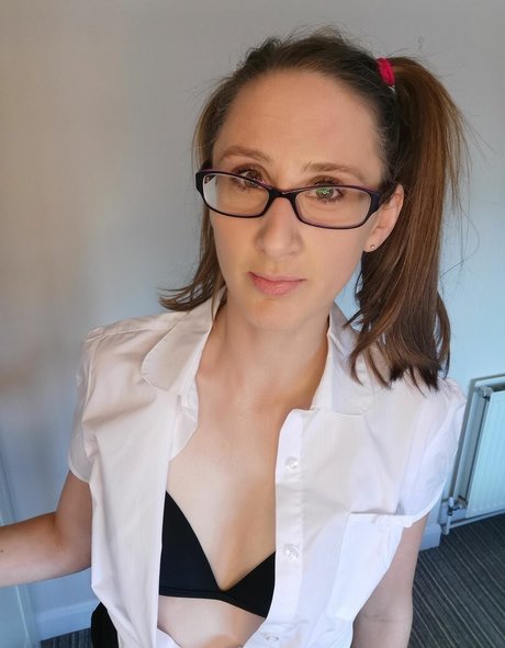 Nahá fotka uniklých OnlyFans od Aprilrosejonesx