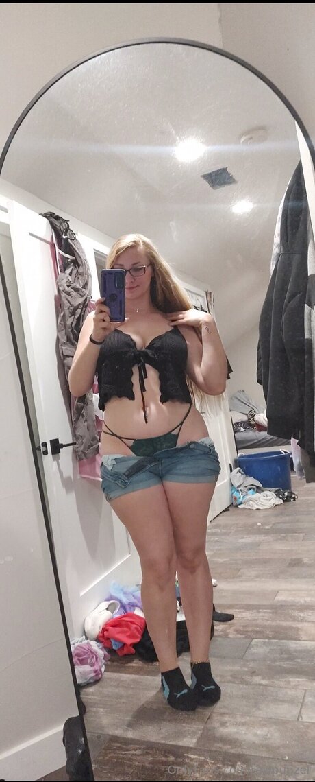 Rawpunzel OnlyFansリークヌード写真