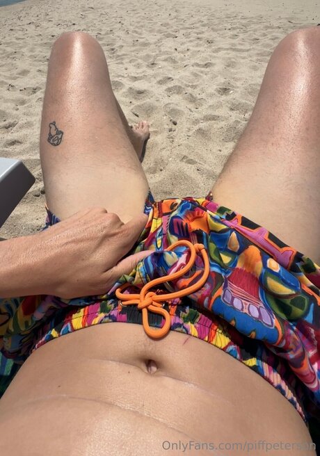 Nahá fotka uniklých OnlyFans od Piffpeterson