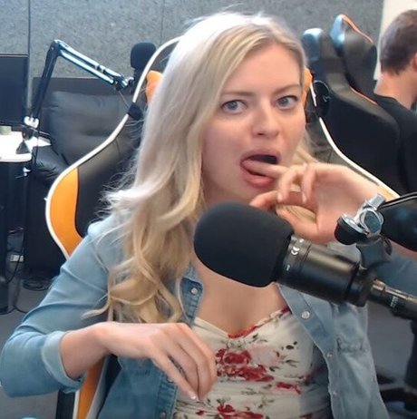 Foto di nudo di fuga di OnlyFans di Elyse Willems