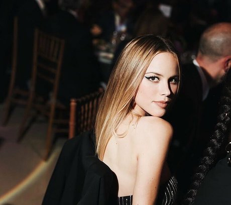 Nacktes geleaktes OnlyFans-Foto von Halston Sage