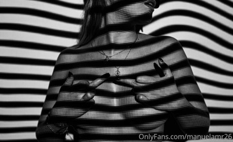 Naakte gelekte OnlyFans-foto van Manuela Madrid