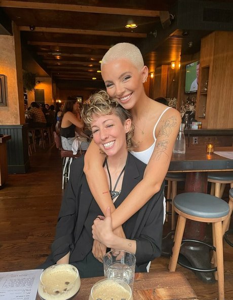 Nacktes geleaktes OnlyFans-Foto von Watergirls