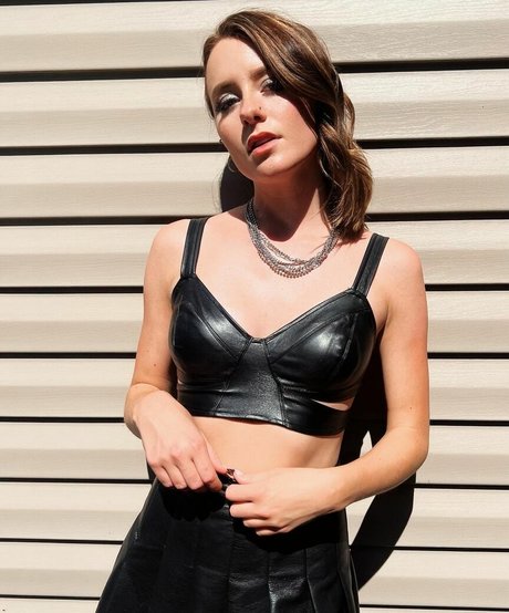 Alasti lekkinud OnlyFans-i pilt Audra Miller