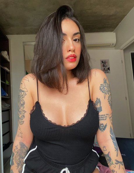 Nahá fotka uniklých OnlyFans od Vitoria Marcilio