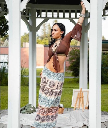 Nahá fotka uniklých OnlyFans od Aaliyeezy