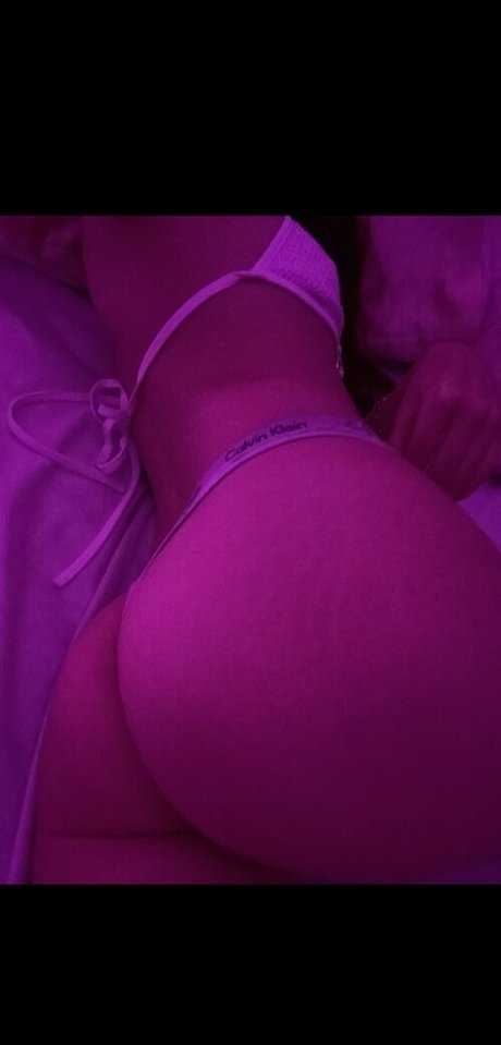 Обнаженная фотография утечки OnlyFans от Bianca Marie